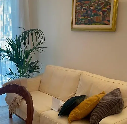 Careggi Con Posto Auto * Флоренция